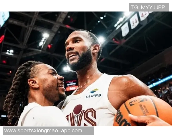 阿特金森强调后卫需多传球给内线莫布里出手次数仅为9次