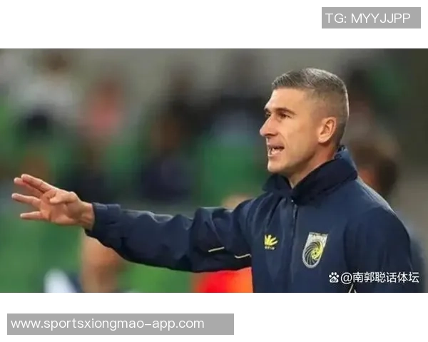 国安新任主帅蒙哥马利正式抵达北京开启执教之旅 国安新任主帅蒙哥马利正式抵达北京开启执教之旅